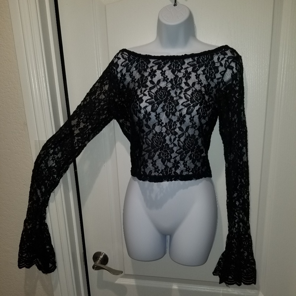 Rokoko sheer cropped lace top